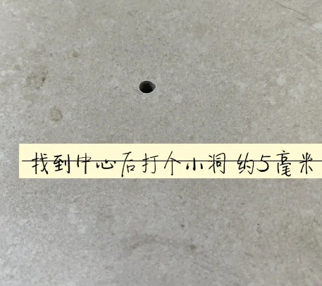彭州瓷砖空鼓维修公司专业解答在瓷砖铺贴过程中，如果砂料搅拌不均匀，将会带来以下问题